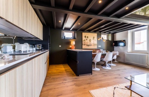 Biarritz City Centre Apartment | ALMA KEYWEEK Duplex apartment with terrace and ocean view in Biarritz