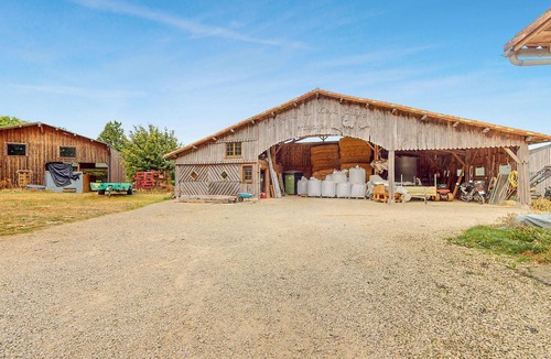 Les Fosses House | Amazing home in LES FOSSES with WiFi