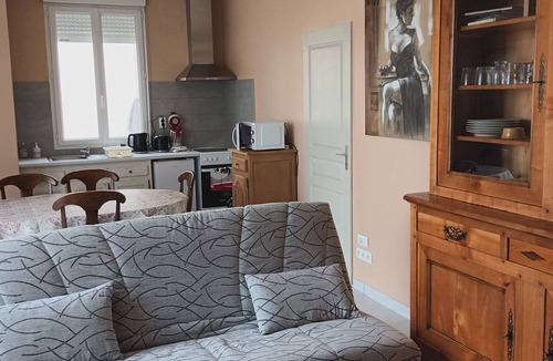 Ruffec House | Amistad Casas Viejas house close to all amenities