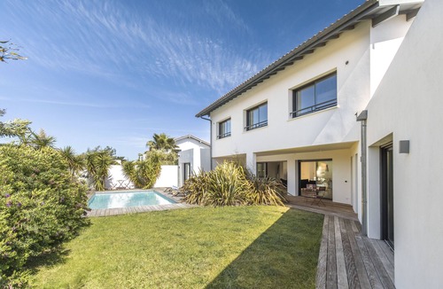 Biarritz Villa | Amore - High standing contemporay villa