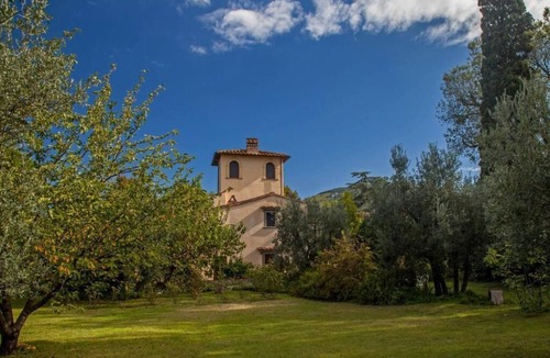 Sesto Fiorentino Villa | An authentic, rural Tuscan escape, with excellent access to Florence