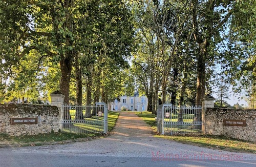 Les Forges Apartment | An enchanting chateau set in 10 hectares of wooded parkland, in absolute peace and quiet!