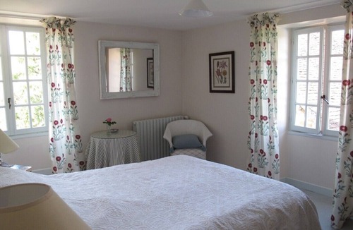 Marcillac-la-Croze Other | An oasis of calm ~ charming Farmhouse with lovely views, Private Pool