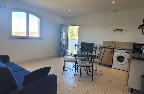 Saint-Sulpice-de-Royan Apartment | APARTMENT WITH TERRACE FOR 4 PEOPLE