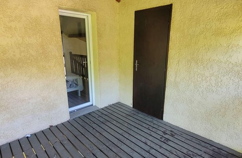 Aureilhan Apartment | Apartment 1 bedroom and mezzanine 1 km from the lake