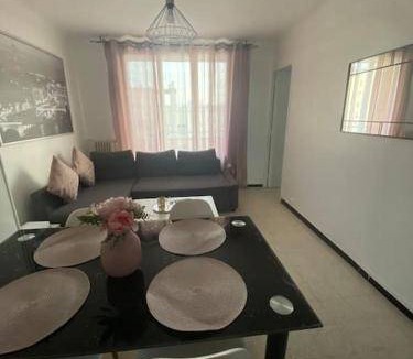 Saint-Lazare Apartment | Apartment ∙ 3 bedrooms ∙ 5 guests