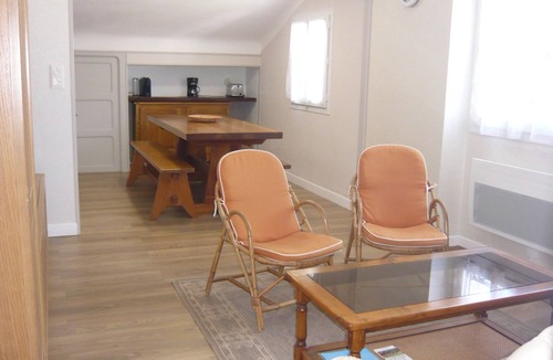 Saint-Jean-Pied-de-Port Apartment | APARTMENT 5 PERSONS (2*) 200m FROM THE TOURIST CENTER