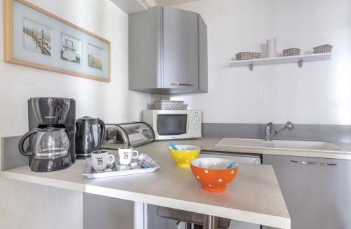Arcachon Apartment | Apartment Bleu Bassin-1 by Interhome