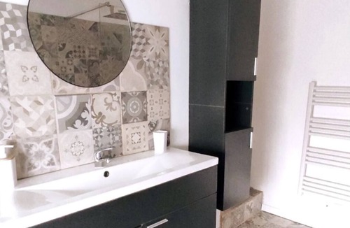 Barsac Apartment | Apartment - Car park - Wifi - 1 to 6 pers -