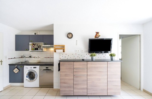 Ondres Apartment | Apartment 'Cosy T3' with Shared Pool, Private Terrace and Wi-Fi