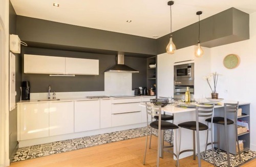 La Teste-de-Buch Apartment | Apartment Dade by Interhome