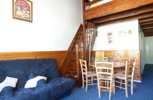 Arette Apartment | Apartment for 6, direct slope access, balcony, elevator