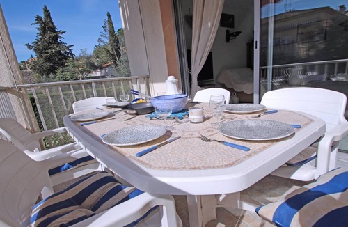 Sainte-Maxime Apartment | Apartment for 6 people - Pool residence - Ai conditionning - Wifi - Sainte Maxime