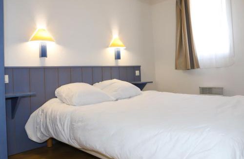 Saint-Georges-d'Oleron Apartment | Apartment Les Sables Vignier-1 by Interhome