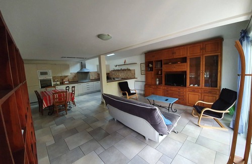 Biarritz Apartment | Apartment in detached house, quiet residential area "L'Orée du lac"