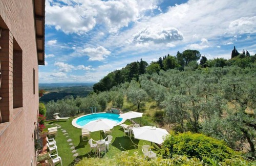 Pancole Apartment | Apartment Lari by Interhome