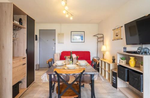 Vaux-sur-Mer Apartment | Apartment Les Balcons de l'Atlantique-12 by Interhome