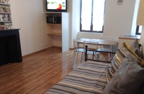 Bellac Apartment | Apartment Les fleurs, Bellac, close to all amenities.