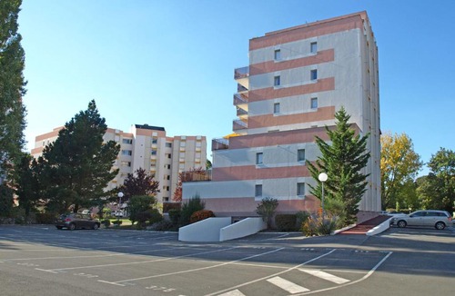 Vaux-sur-Mer Apartment | Apartment Les Trois Mousquetaires by Interhome