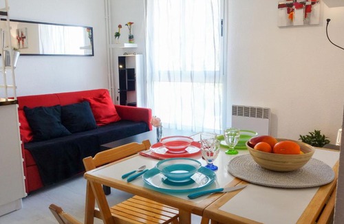 Vaux-sur-Mer Apartment | Apartment Les Trois Mousquetaires by Interhome