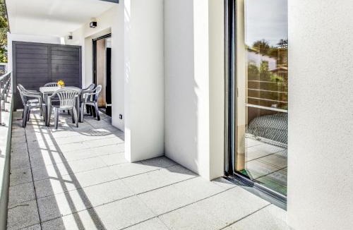 Biarritz Apartment | Apartment Les Jardins d'Arosta by Interhome