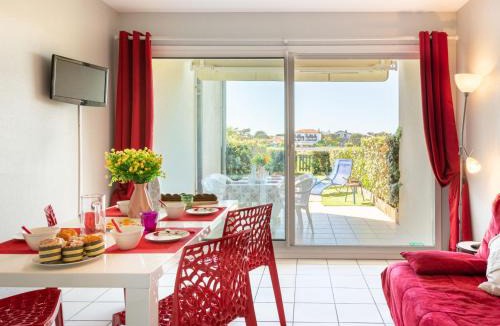 Mimizan-Plage Apartment | Apartment Les Pêcheurs-4 by Interhome