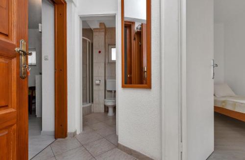 Donja luka Apartment | Apartment Letica
