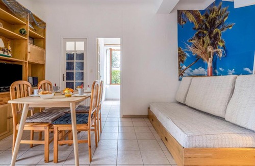 Saint-Jean-de-Luz City Center Apartment | Apartment Louis XIV by Interhome