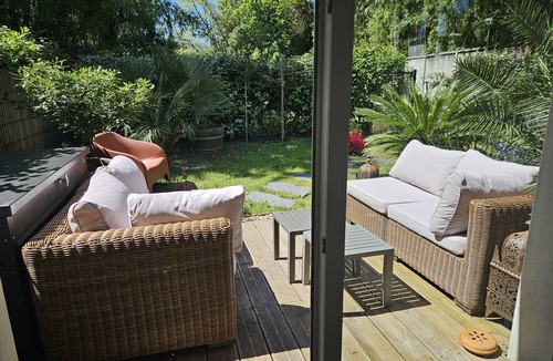 Merignac Apartment | Apartment on the ground floor. Surrounded by greenery