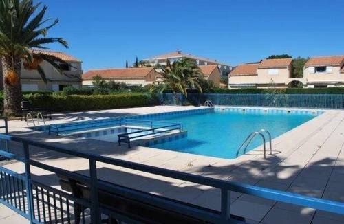 Le Lavandou Apartment | Apartment rental in a quiet neighborhood in Lavandou, cabin studio with 4 sleeps