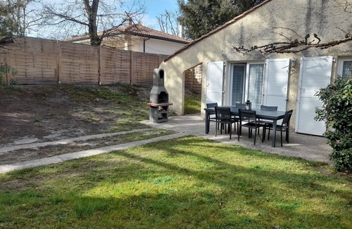 Soulac-sur-Mer Apartment | Apartment SOULAC SUR MER 500 m from the beach 3