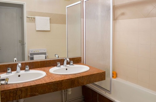 Moliets-et-Maa Apartment | Apartment with dishwasher, at 600m. from beach