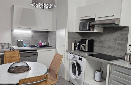 Bayonne Apartment | Apartment with large terrace Bayonne