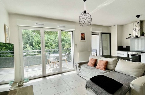 Bayonne Apartment | Apparently T3 + balcony Close to bus line and bike rental