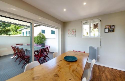 Behobie Apartment | Appart 12 pers 5km plage Hendaye