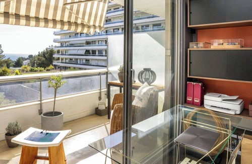 La Plage Apartment | Appart Standing 2p Dans Résidence Sécurisée/terrasse vue mer/Parking/Prox JO