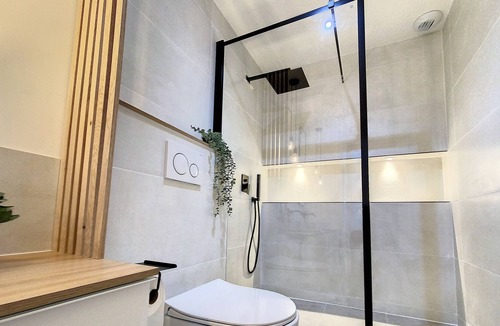 Creon Apartment | Appartchic - Superbe Appartement Parking Sécurisé Plein Centre