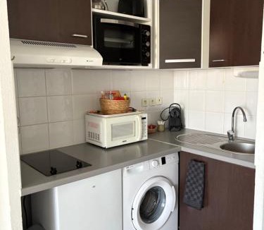 Port-Saint-Louis-du-Rhone Apartment | Appartement T2 climatisé