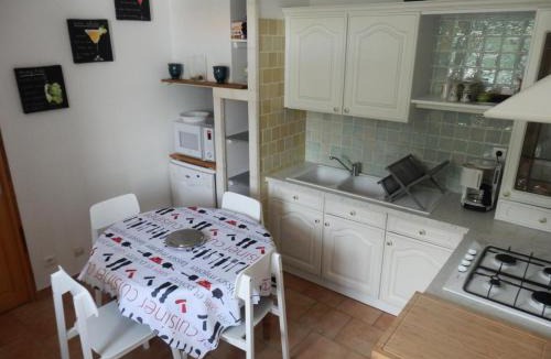 Saintes-Maries-de-la-Mer Apartment | Appartement 3 pièces 4 personne centre village - 3 Pièces 4 personnes MAE-7788
