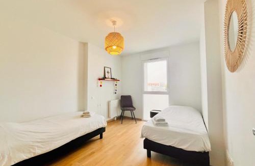 La Rochelle Apartment | Appartement Élégant avec Loggia & Parking Privé