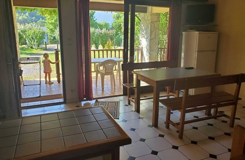 Aste-Beon Apartment | Appartement 6 Personnes Dans Chalet à la Montagne