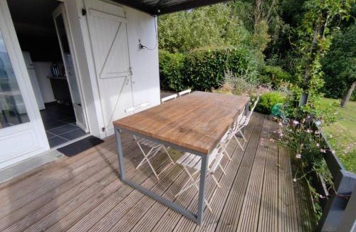 Mauleon-Licharre Apartment | Appartement au calme avec vue et piscine au coeur du pays basque