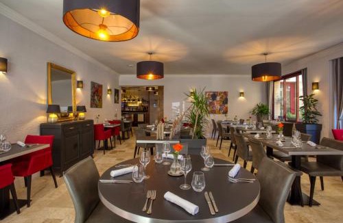 Sarlat-la-Caneda Historic Center Apartment | Appartement Aux 3 Sens