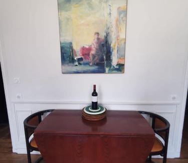 Bordeaux City Centre Apartment | Appartement bordelais de charme