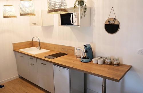 Jaunay-Clan Apartment | Appartement California - 5 min du Futuroscope - Little America
