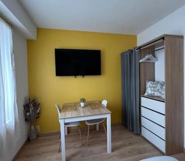 Perigueux Apartment | Appartement centre-ville, vue sur la cathédrale