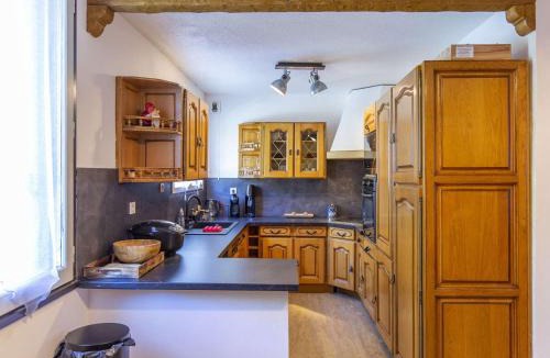 Eaux-Bonnes Apartment | Appartement chaleureux 8 pers, 3 chambres, proche pistes à Eaux-Bonnes - FR-1-400-35