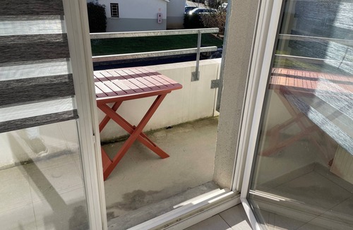 Vayres Apartment | Appartement Cosy au Calme, Animaux de Compagnie Acceptés