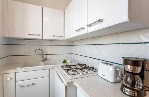 Le Chateau-d'Oleron Apartment | Appartement Citadelle - Welkeys