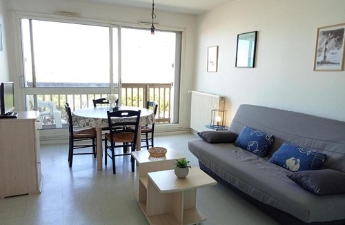 La Rochelle Apartment | Appartement La Rochelle, 2 pièces, 4 personnes - FR-1-551-21